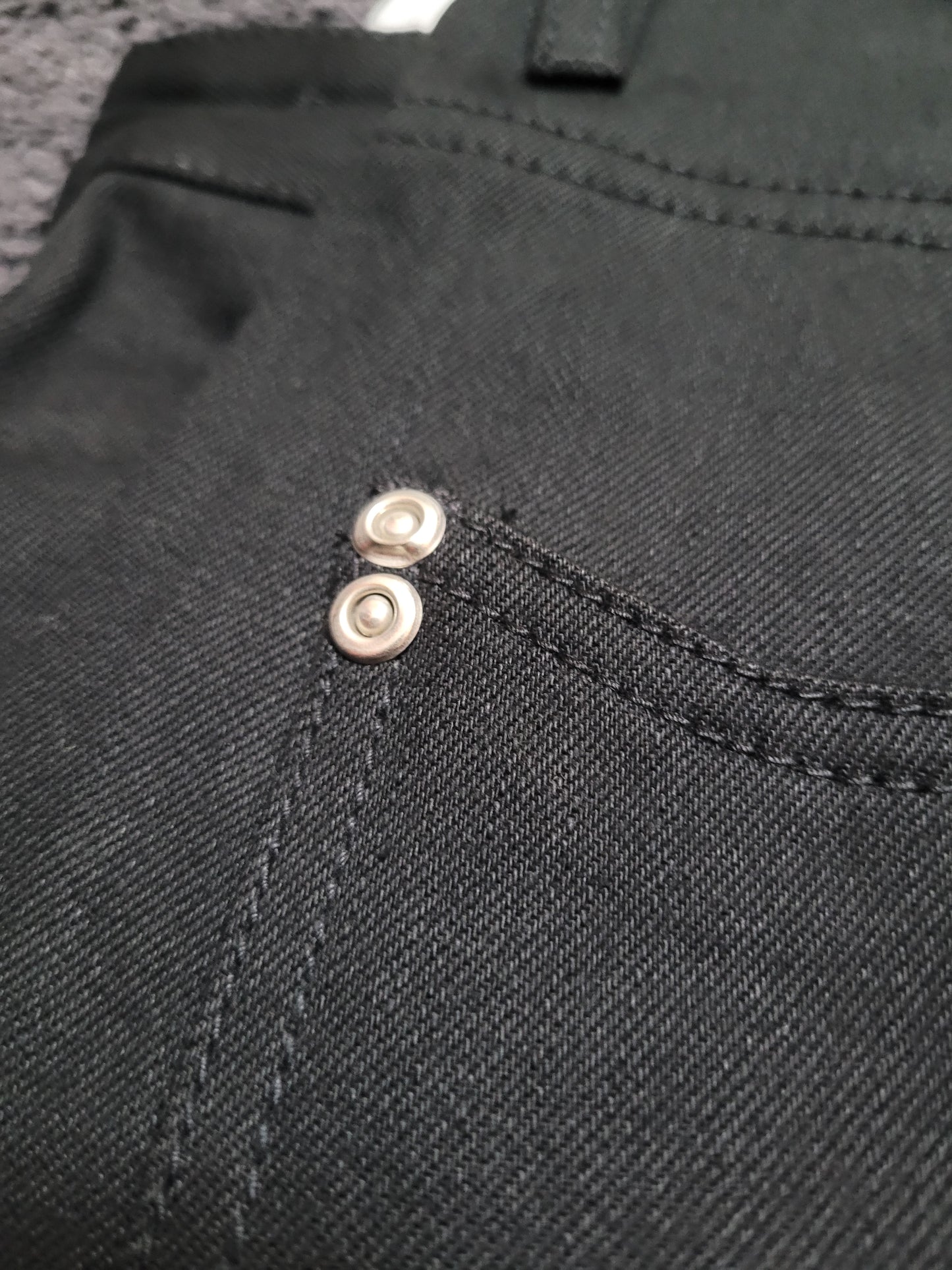 ***RIVET DEFECT PAIRS*** TENEBRIS DENIM